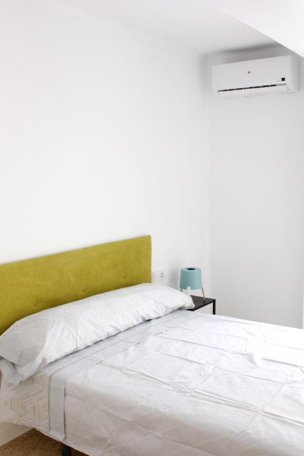 شقة فالنسيا  في Apartamento Privado Proximo A Playa Y Ciencias Con Wifi المظهر الخارجي الصورة