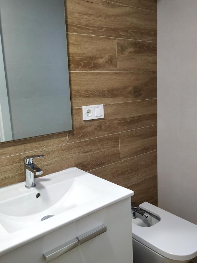 شقة فالنسيا  في Apartamento Privado Proximo A Playa Y Ciencias Con Wifi المظهر الخارجي الصورة